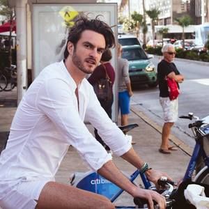 Meet your Posher, Peter